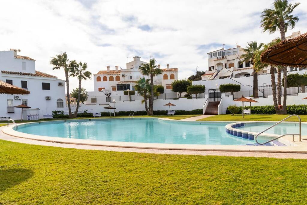 Apartment Pink Torreblanca