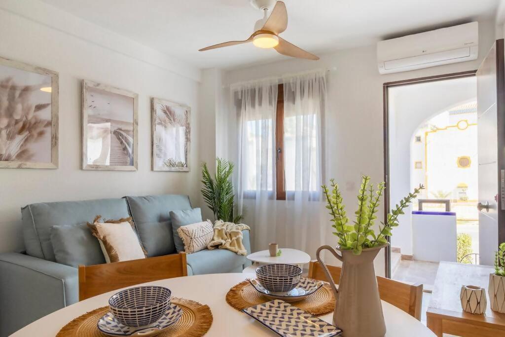 Apartment Pink Torreblanca
